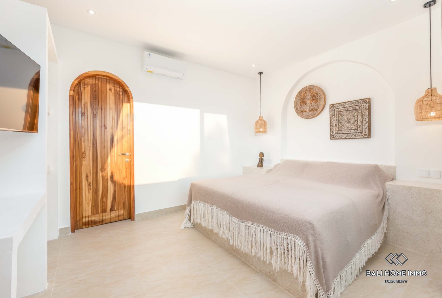 Villa 2 Kamar yang Indah Dijual di Kawasan Perumahan Kerobokan Bali view 18