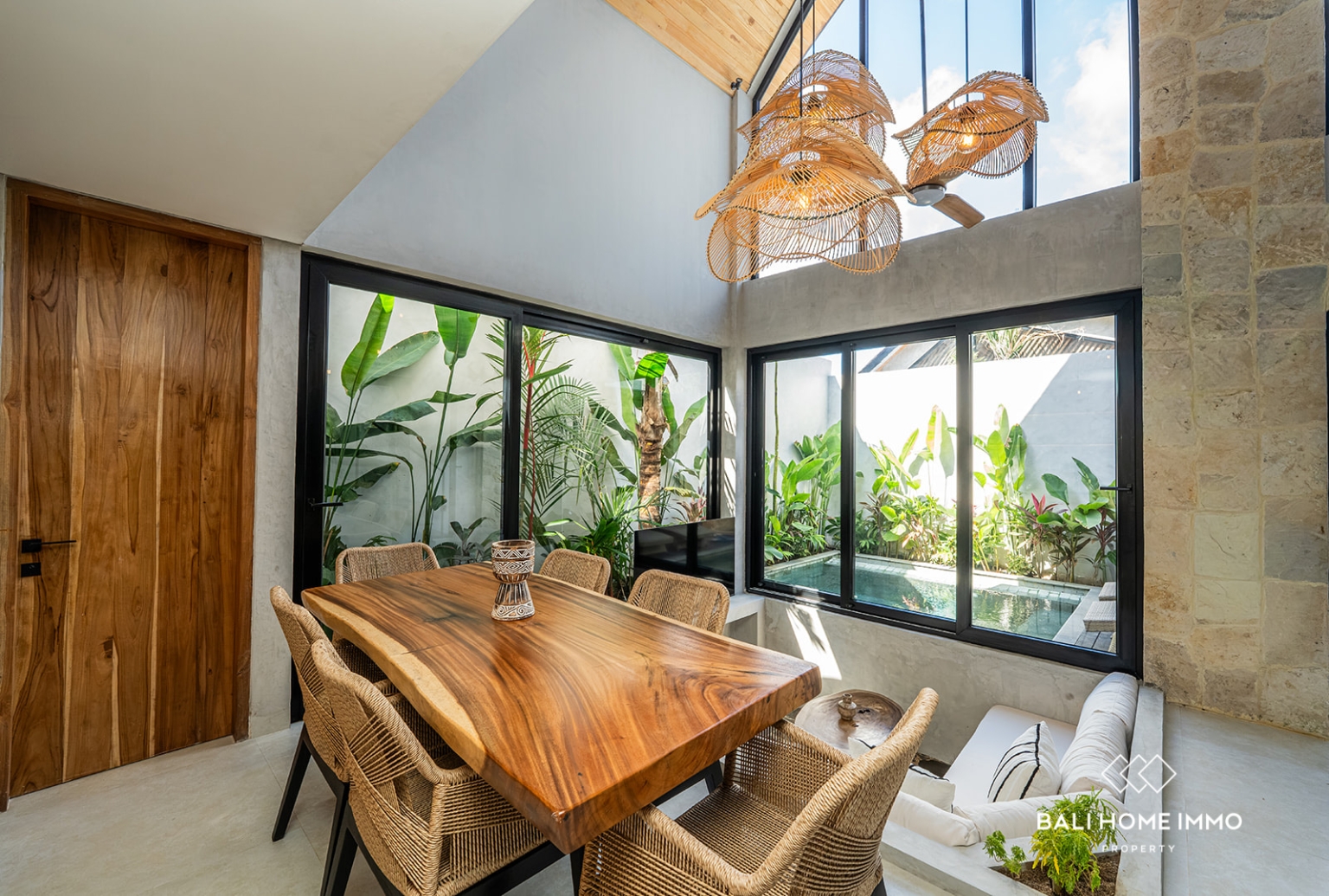 BEAUTIFUL 2 BEDROOMS VILLA FOR SALE LEASEHOLD IN ULUWATU UNGASAN view 11