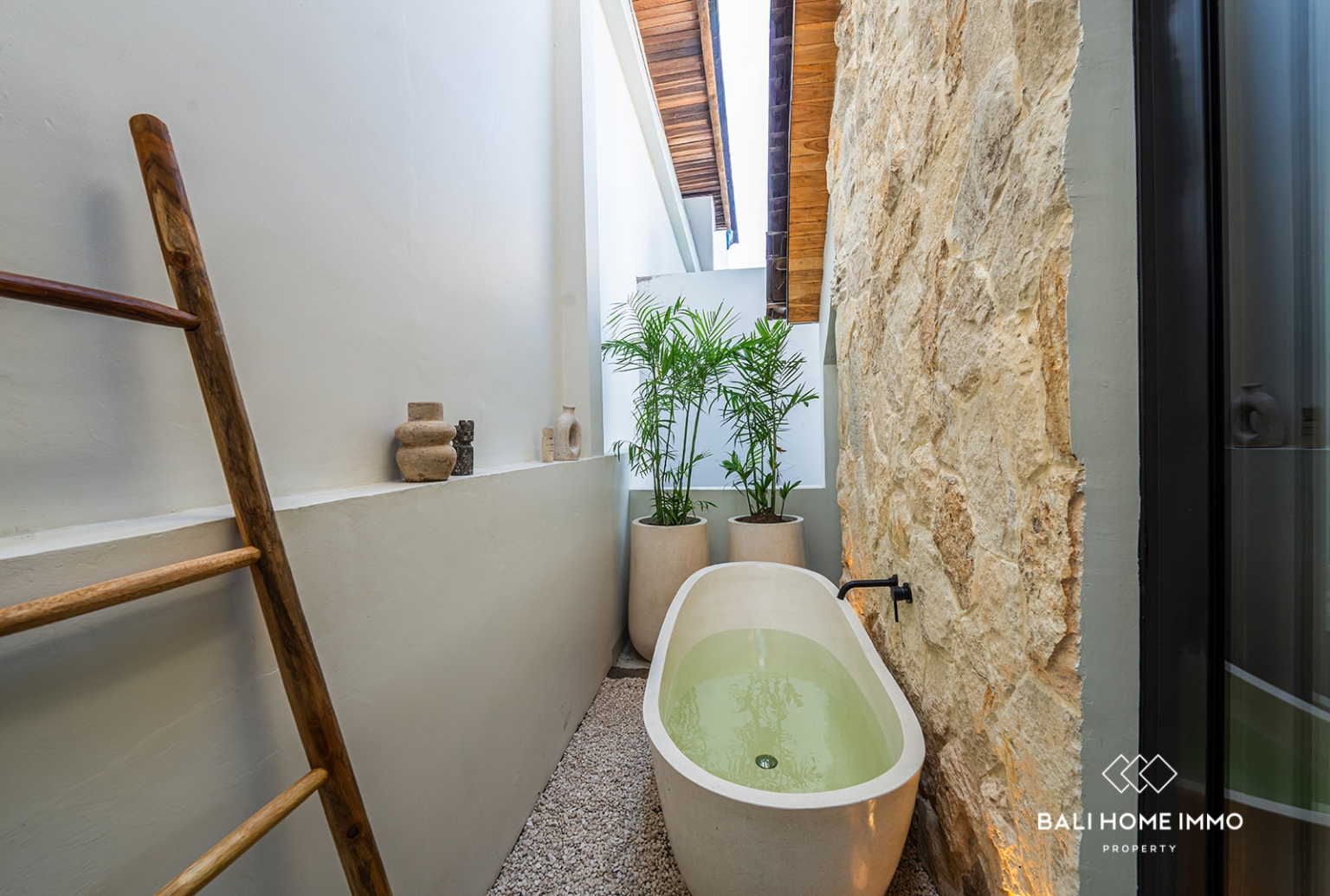 BEAUTIFUL 2 BEDROOMS VILLA FOR SALE LEASEHOLD IN ULUWATU UNGASAN view 28