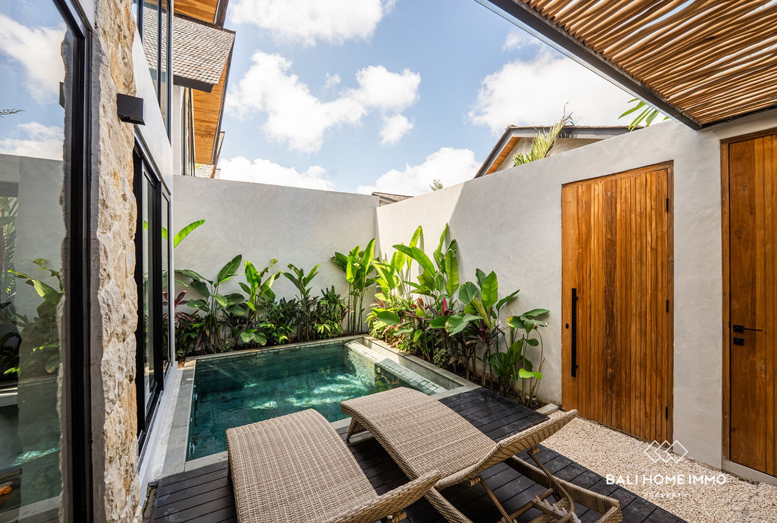 BEAUTIFUL 2 BEDROOMS VILLA FOR SALE LEASEHOLD IN ULUWATU UNGASAN view 3