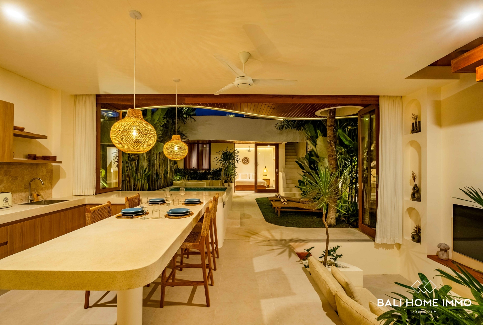 BEAUTIFUL 2 BEDROOMS WITH OCEAN VIEW VILLA FOR SALE IN ULUWATU NEAR ALILA BEACH view 11
