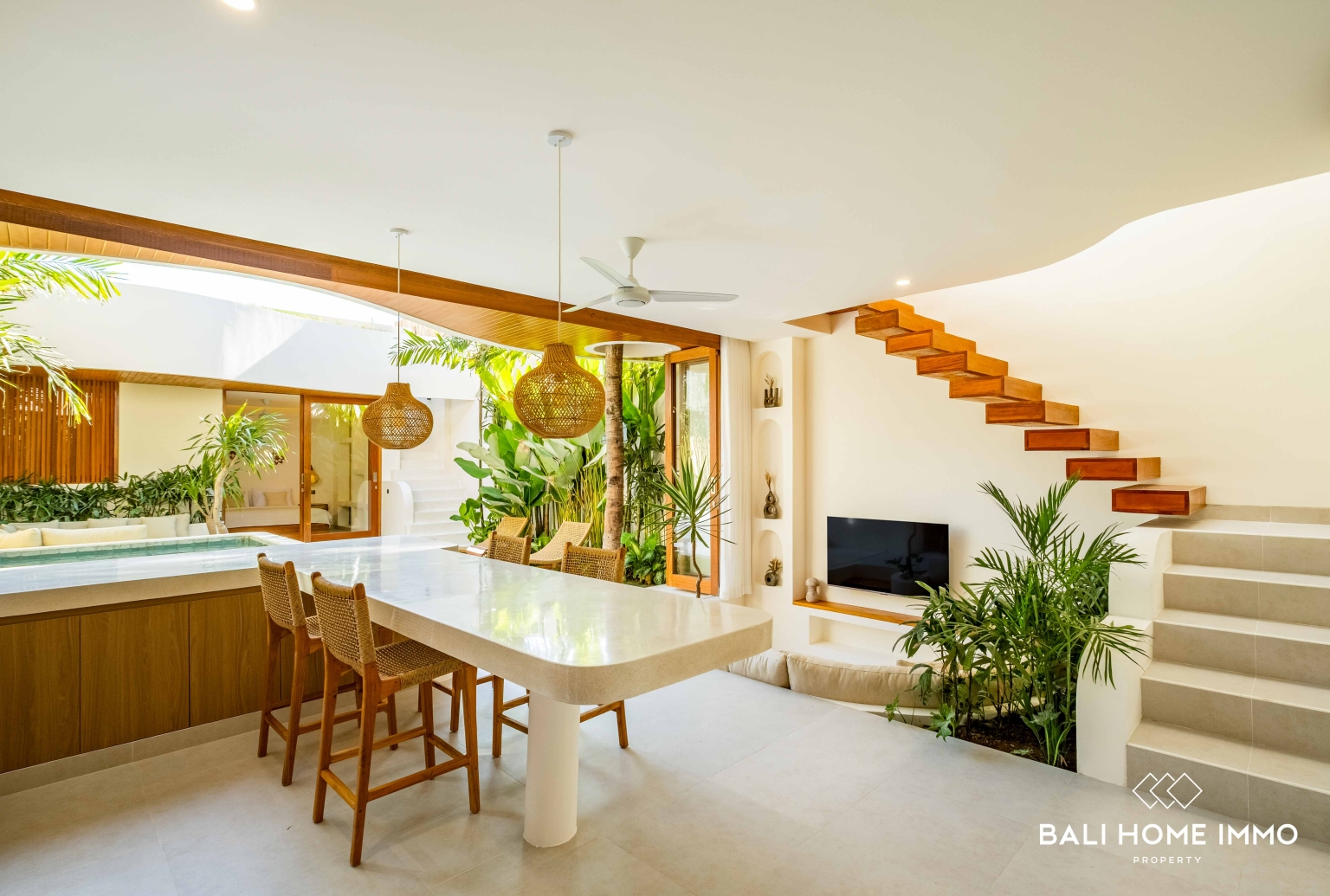 BEAUTIFUL 2 BEDROOMS WITH OCEAN VIEW VILLA FOR SALE IN ULUWATU NEAR ALILA BEACH view 10