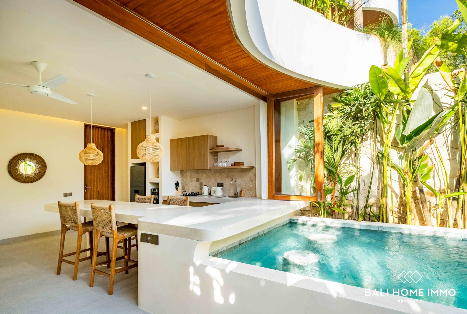 BEAUTIFUL 2 BEDROOMS WITH OCEAN VIEW VILLA FOR SALE IN ULUWATU NEAR ALILA BEACH view 6