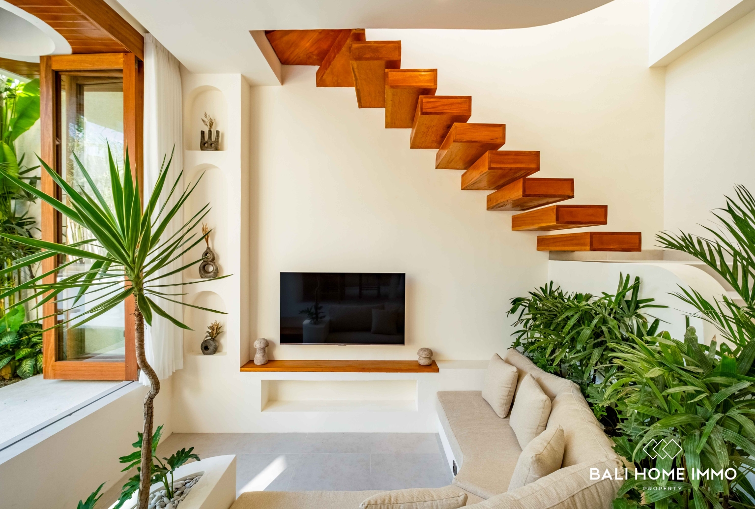 BEAUTIFUL 2 BEDROOMS WITH OCEAN VIEW VILLA FOR SALE IN ULUWATU NEAR ALILA BEACH view 8