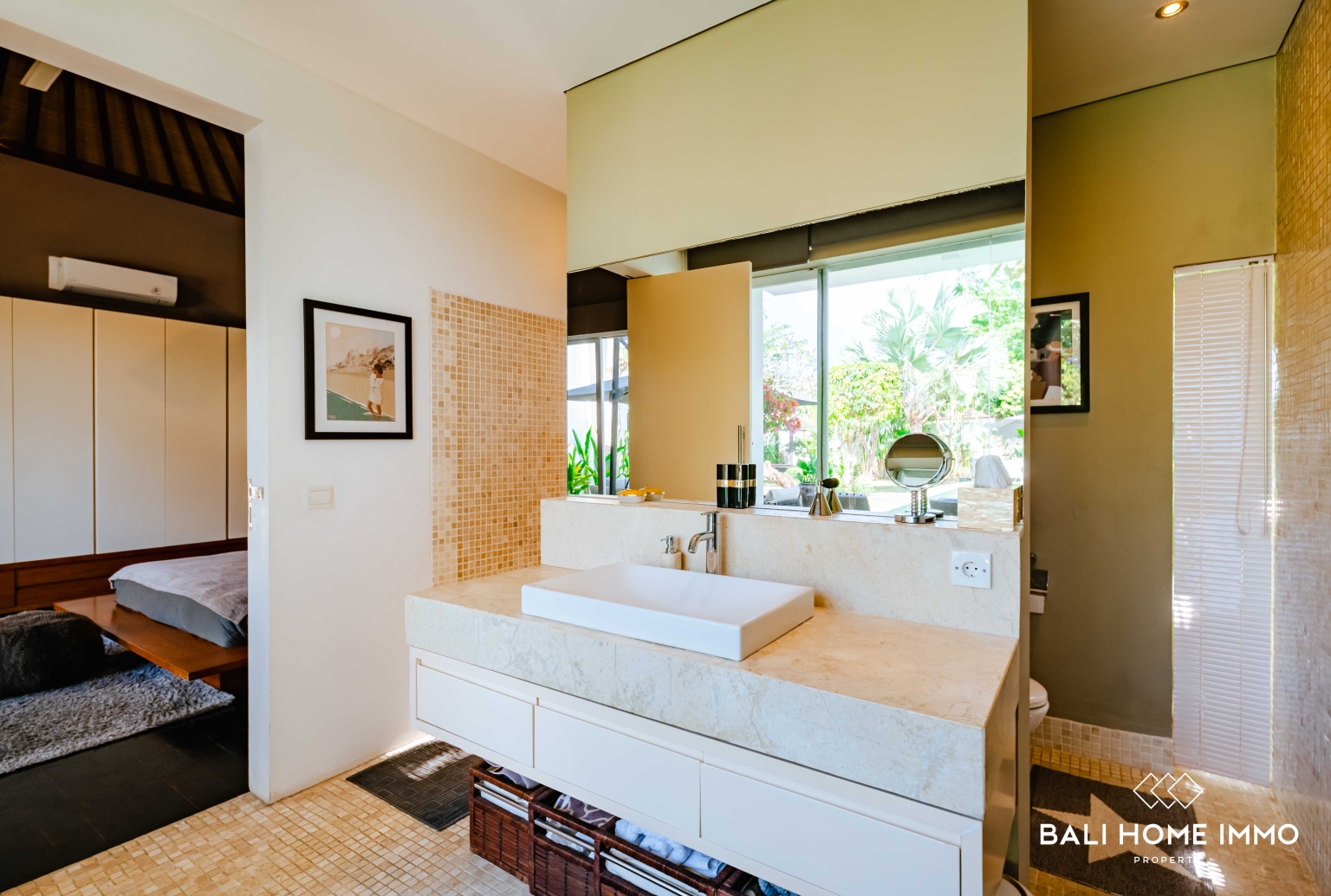 Villa 4 Kamar yang Indah Dijual dengan Status Hak Milik di Jimbaran view 22