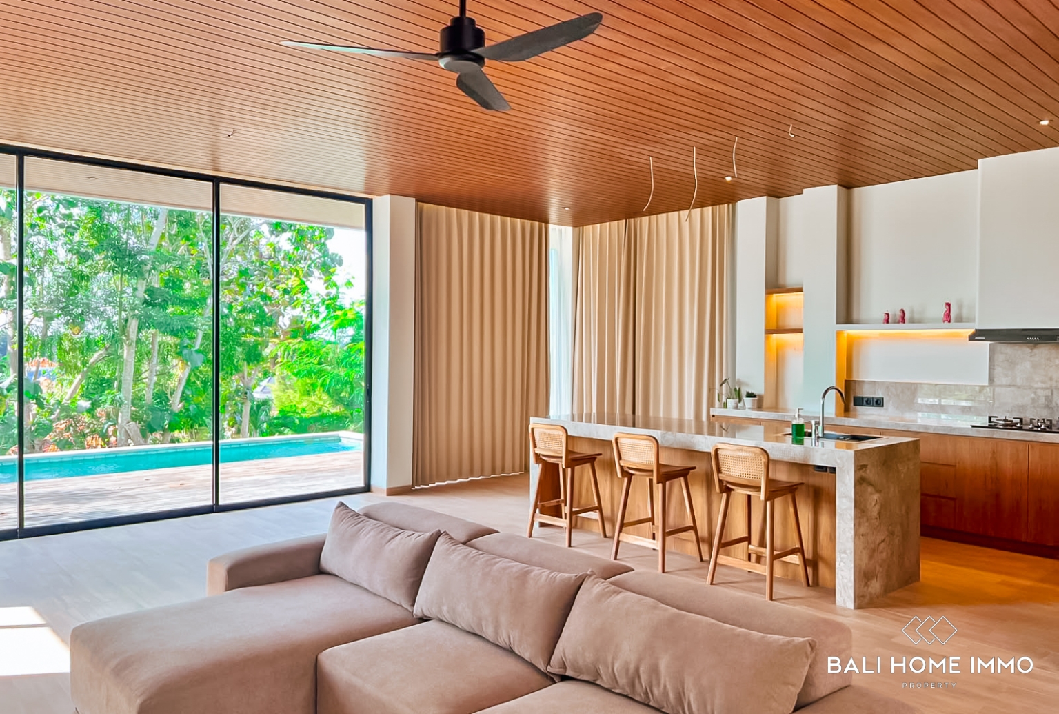 BEAUTIFUL 3 BEDROOM VILLA FOR SALE LEASEHOLD IN PECATU view 6