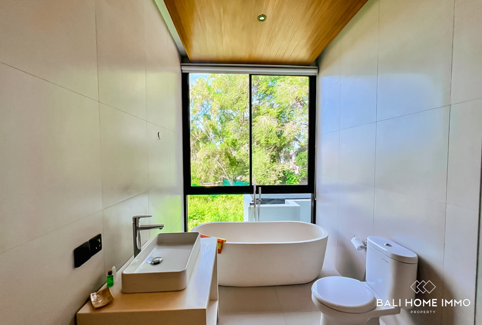 BEAUTIFUL 3 BEDROOM VILLA FOR SALE LEASEHOLD IN PECATU view 12