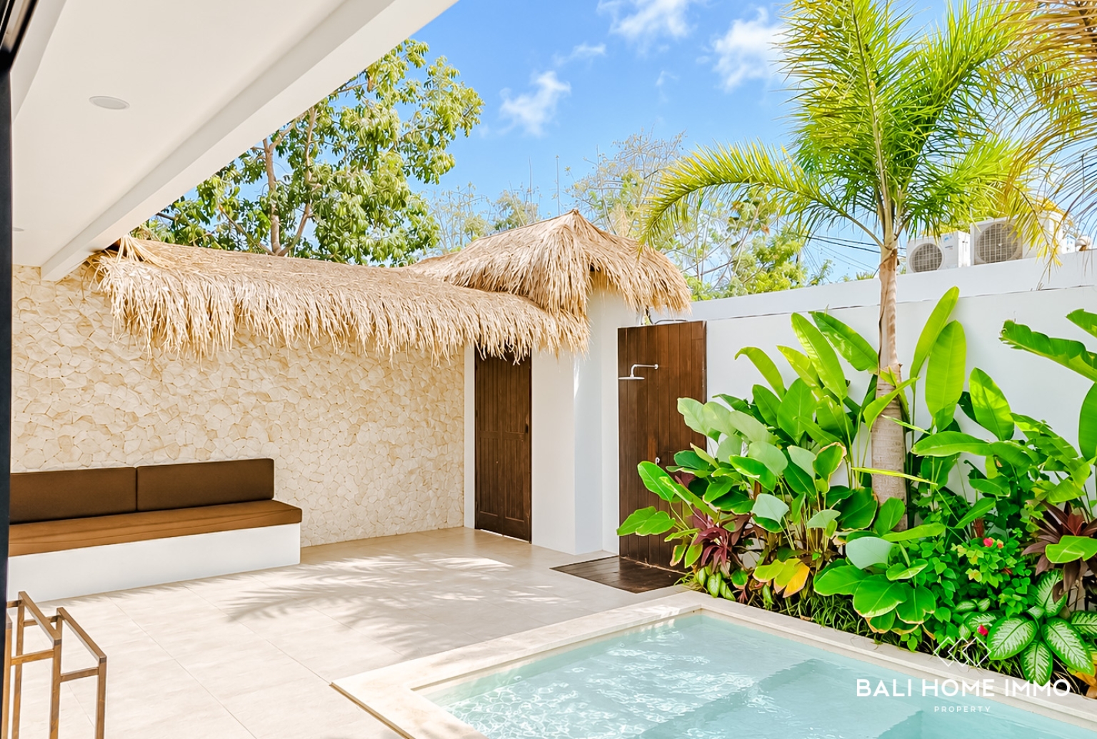 BEAUTIFUL 3 BEDROOM VILLA FOR SALE LEASEHOLD NEAR BINGIN BEACH view 2