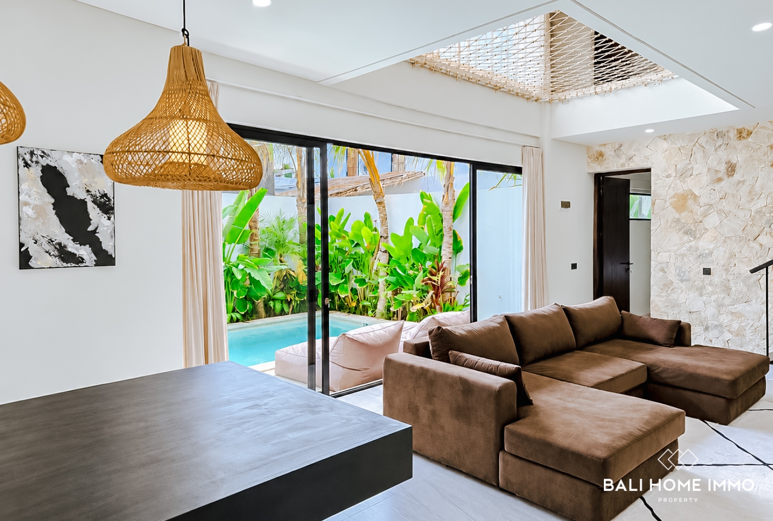 BEAUTIFUL 3 BEDROOM VILLA FOR SALE LEASEHOLD NEAR BINGIN BEACH view 3