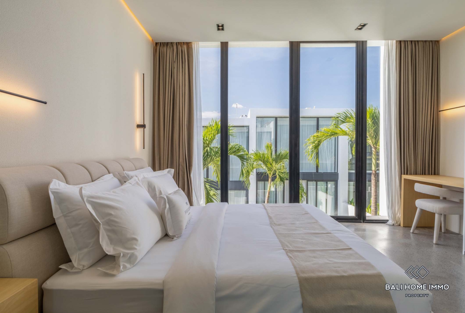 beautiful 3 Bedrooms private villa inside a villa complex for monthly rental in Canggu Berawa view 8
