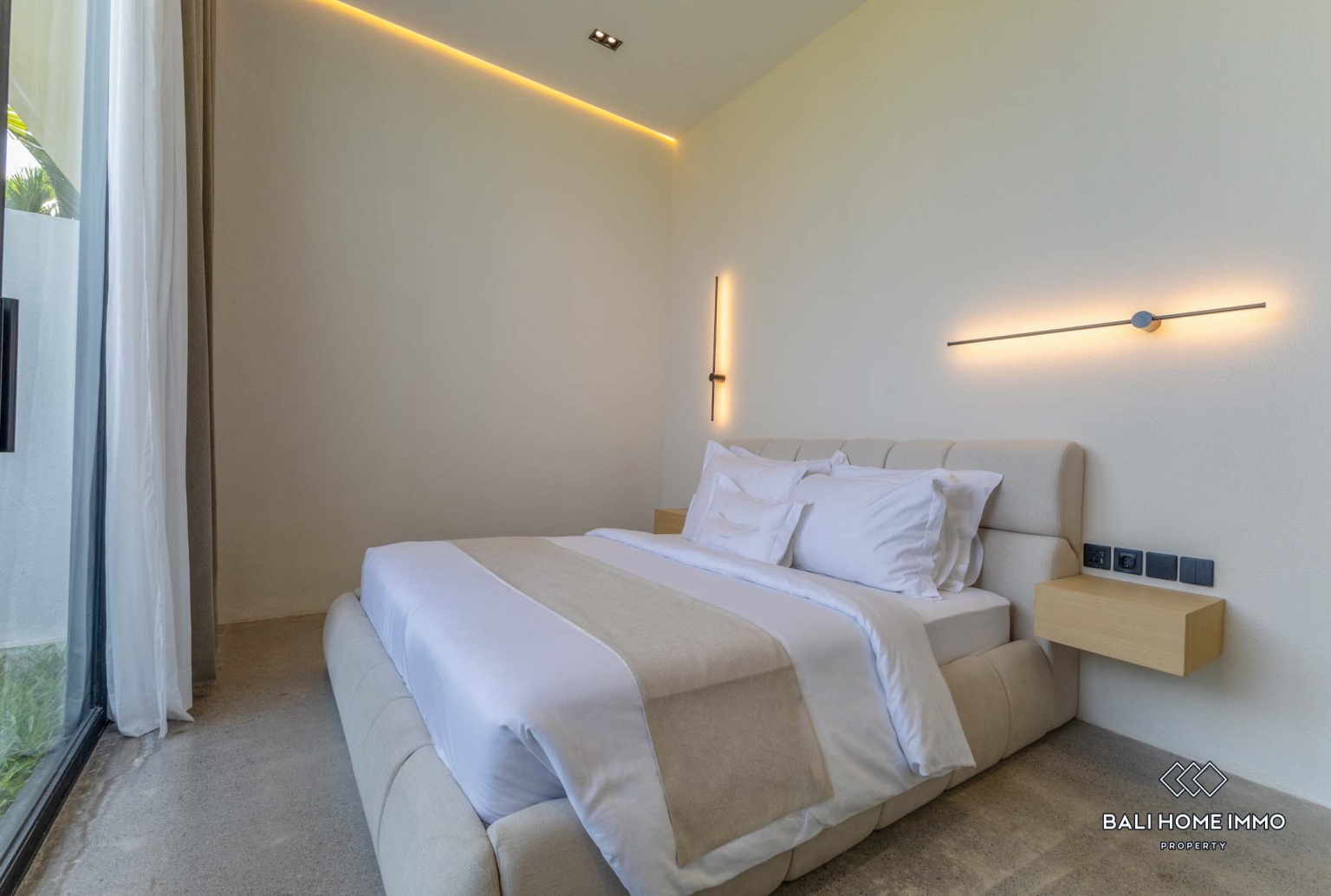 beautiful 3 Bedrooms private villa inside a villa complex for monthly rental in Canggu Berawa view 15