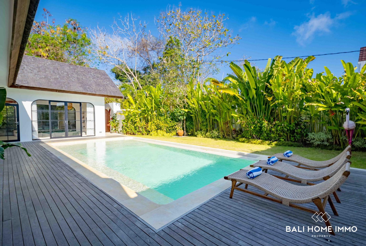 Magnifique villa de 3 chambres à vendre en pleine propriété à Uluwatu view 2