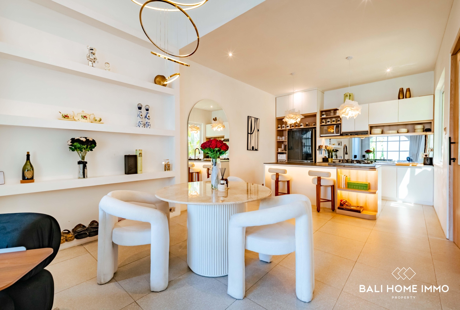 BEAUTIFUL 3 BEDROOMS VILLA FOR SALE IN BALI - UNGASAN view 7