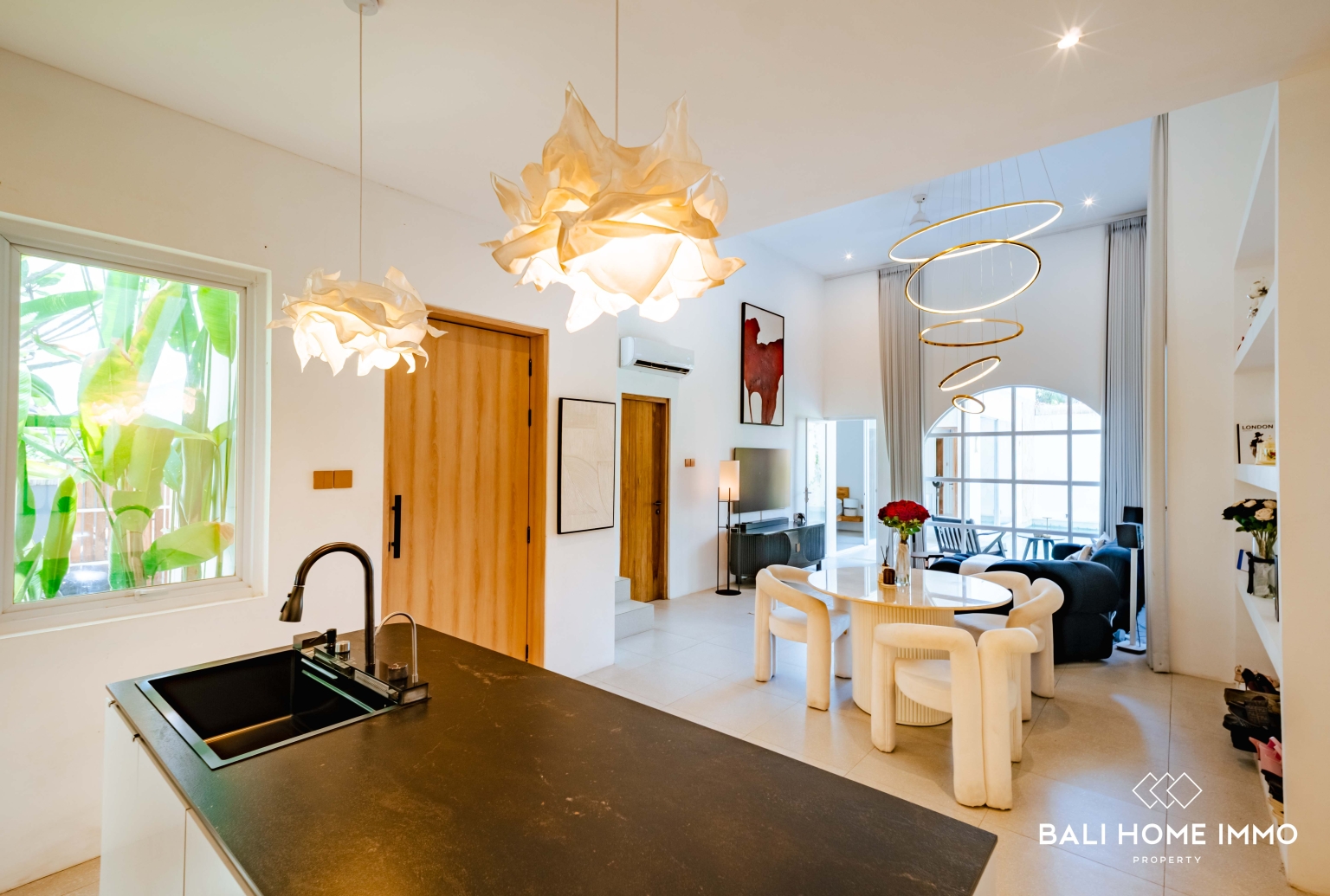 BEAUTIFUL 3 BEDROOMS VILLA FOR SALE IN BALI - UNGASAN view 9