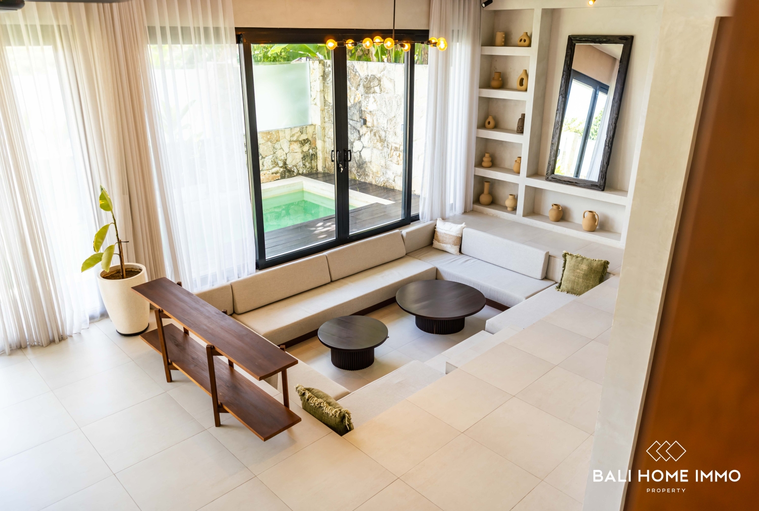 Beautiful 3 bedrooms villa for sale leasehold in Bali Canggu residential side view 2