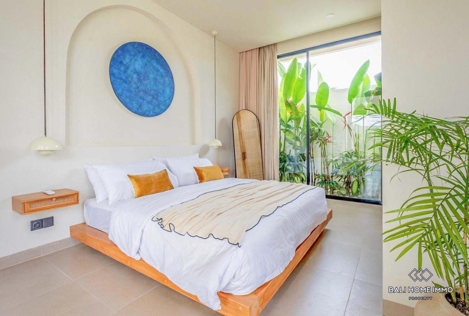 Beautiful 3 Bedrooms villa for sale leasehold in Bali, Pererenan, Tumbak Bayuh view 8