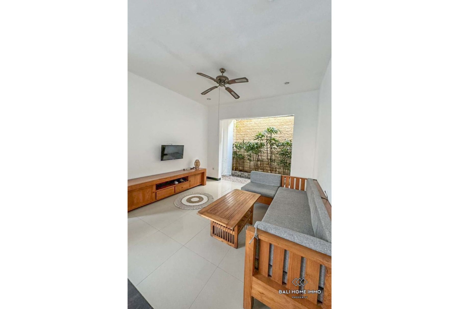 Beautiful 3 bedrooms villa for Yearly rental in Bali - Pererenan view 6