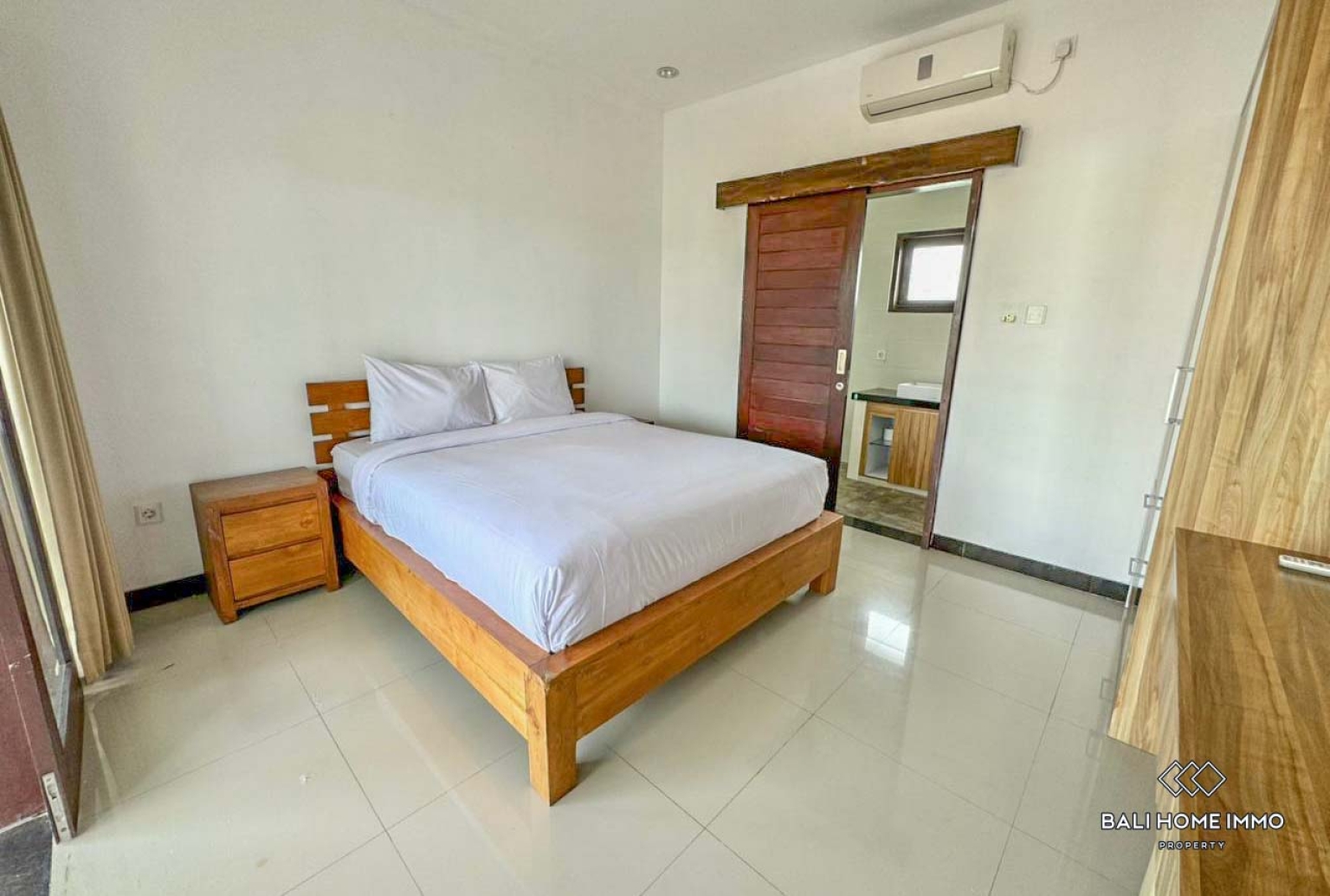 Beautiful 3 bedrooms villa for Yearly rental in Bali - Pererenan view 10