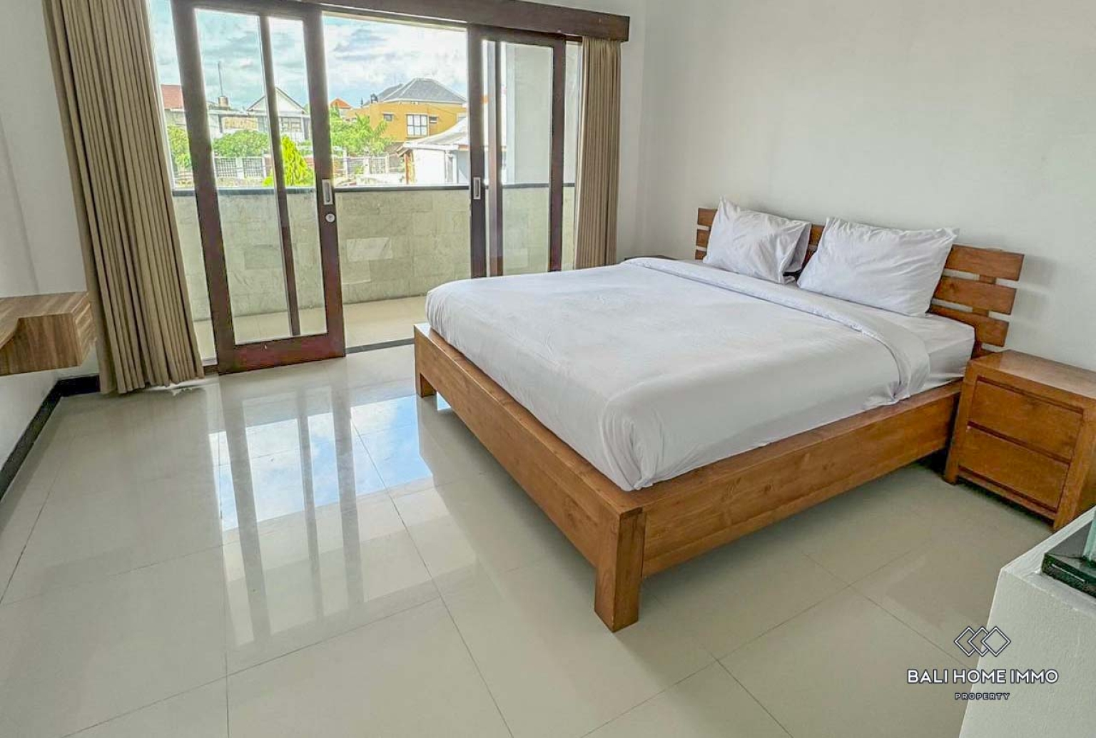 Beautiful 3 bedrooms villa for Yearly rental in Bali - Pererenan view 9