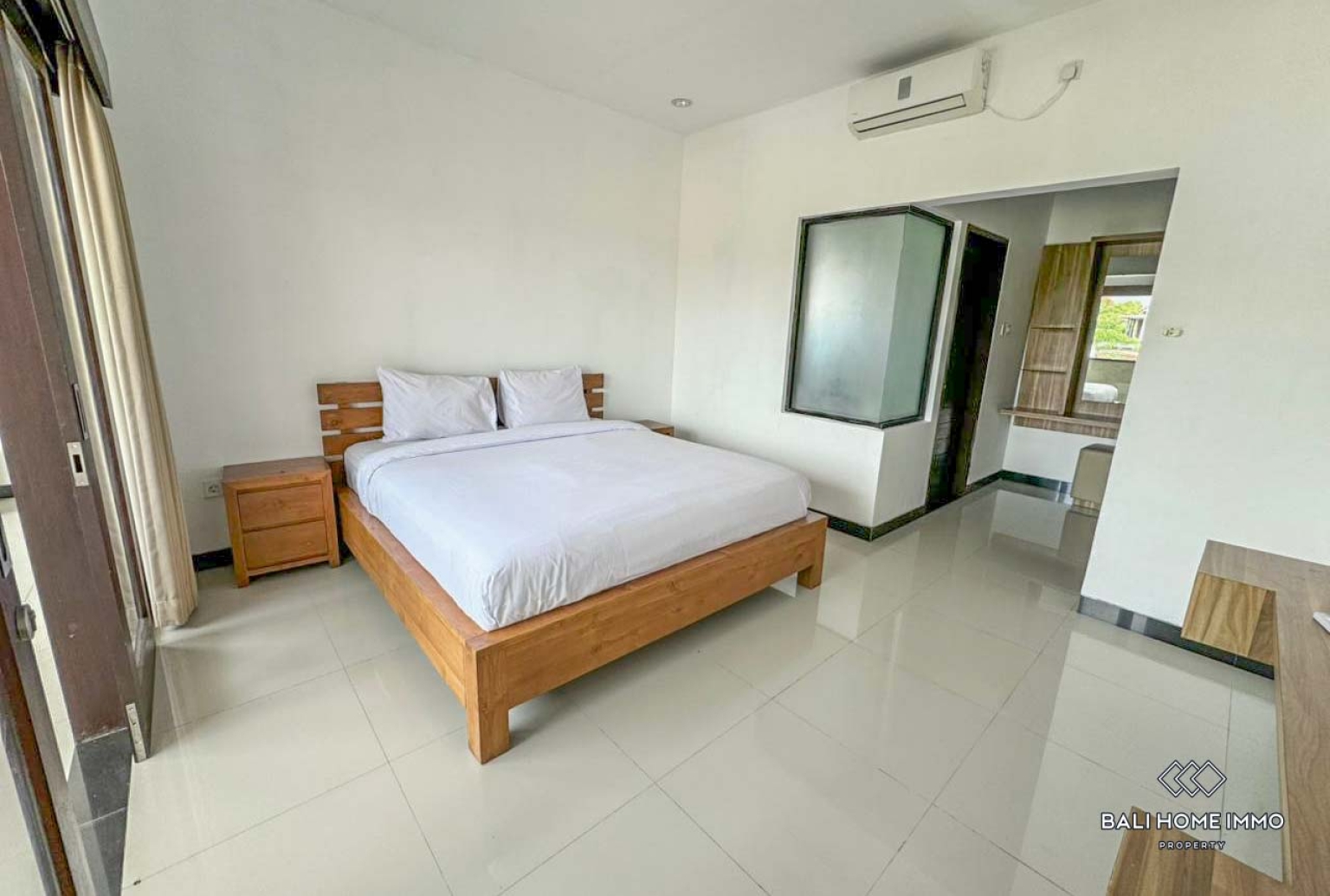 Beautiful 3 bedrooms villa for Yearly rental in Bali - Pererenan view 11