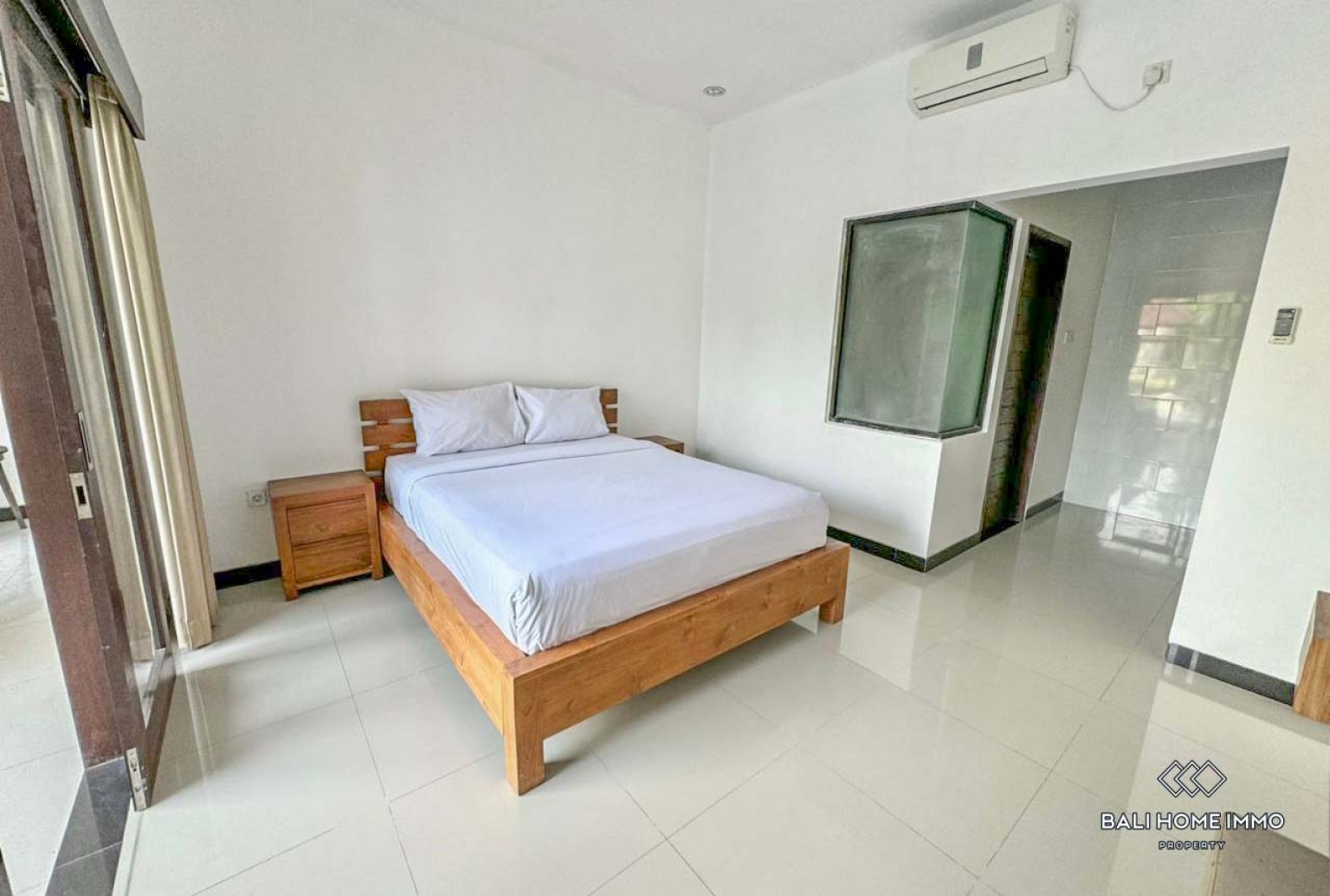 Beautiful 3 bedrooms villa for Yearly rental in Bali - Pererenan view 8