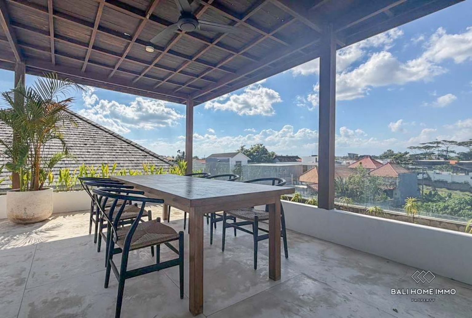 Beautiful 3 Bedrooms villa plus rooftop for yearly rental in Bali near cemagi beach view 24