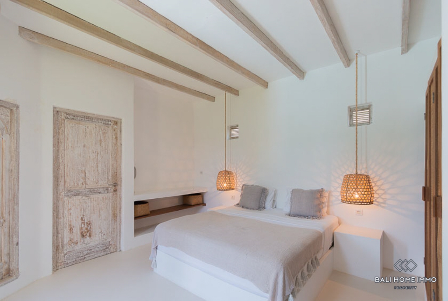 Villa Indah 4 Kamar Disewakan di Bali Umalas view 10