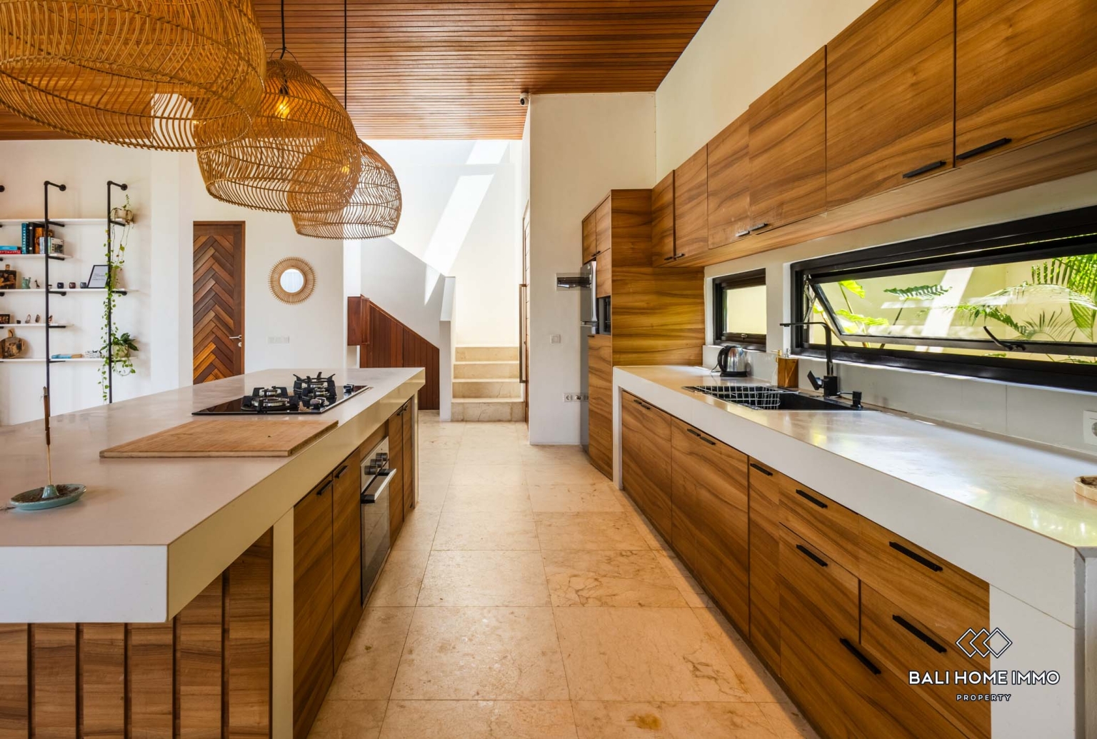 Beautiful 4 Bedrooms villa for sale and long term rental in Bali Cepaka view 10
