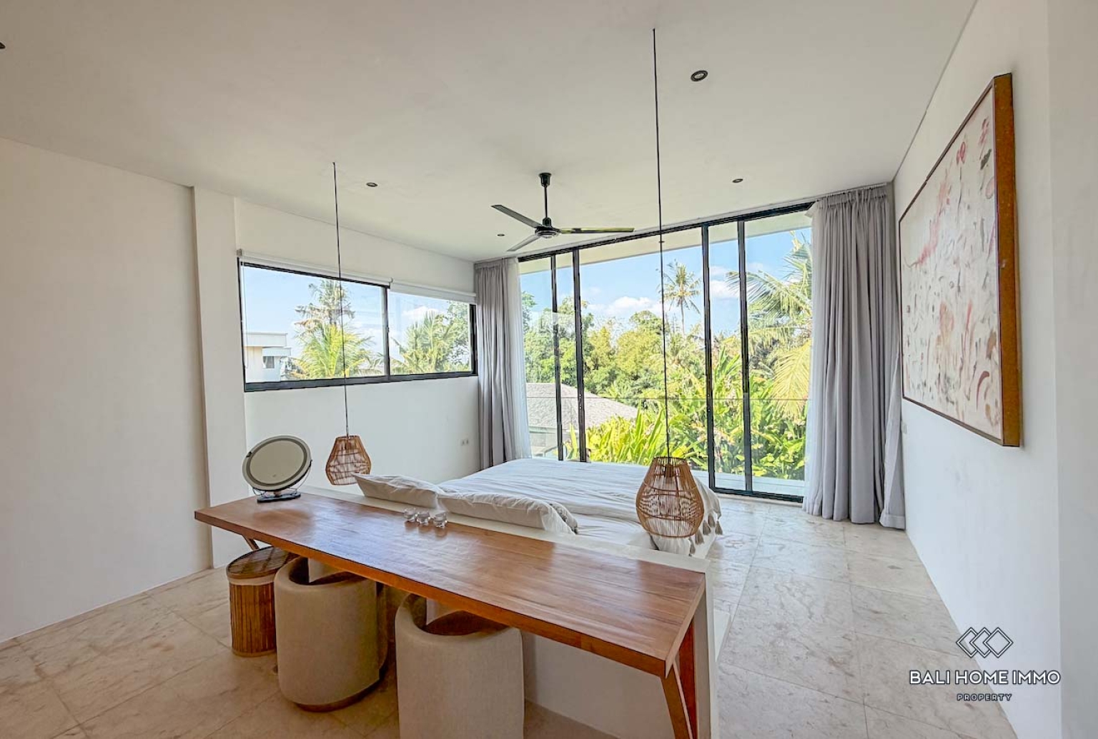 Beautiful 4 Bedrooms villa for sale and long term rental in Bali Cepaka view 14