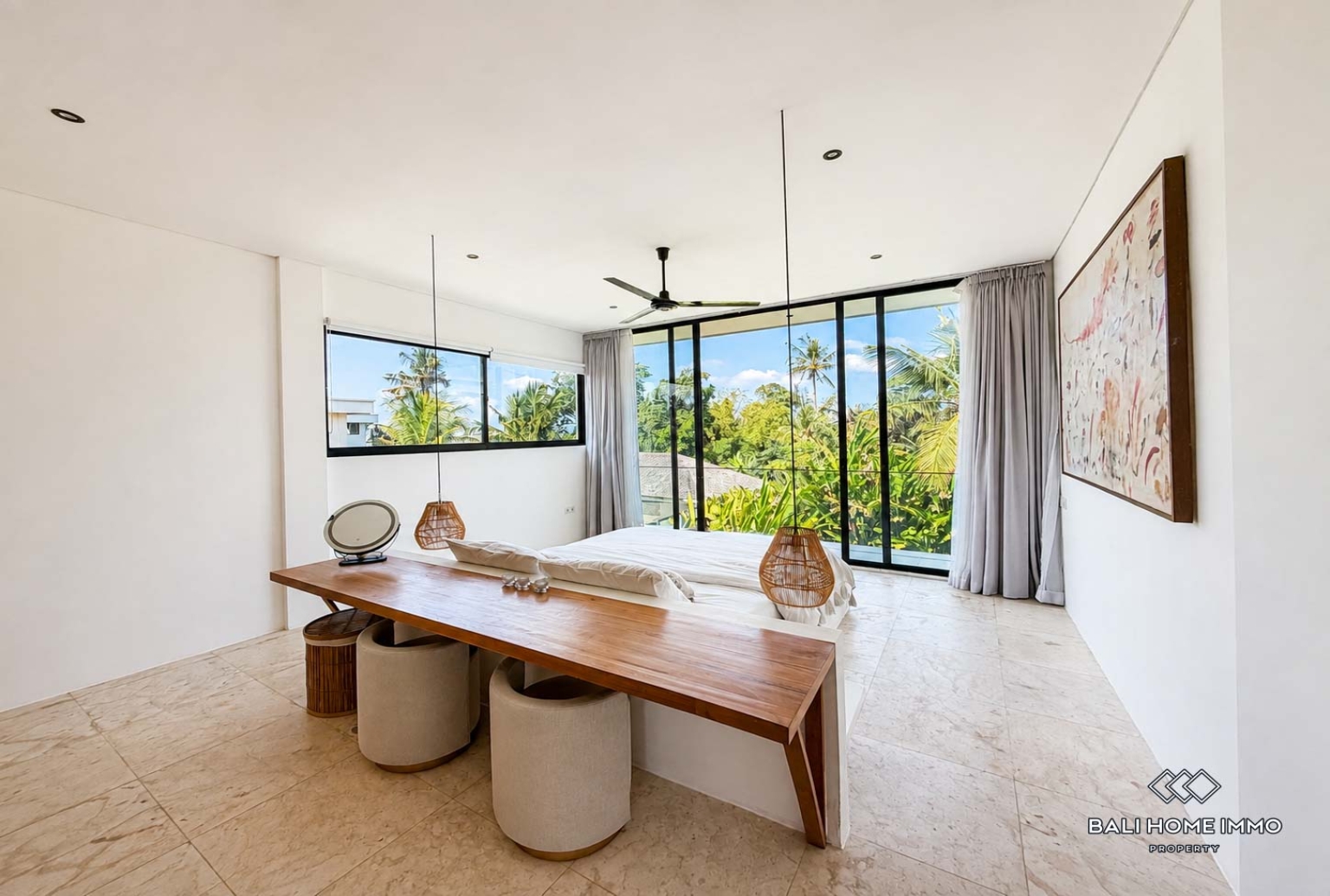 Beautiful 4 Bedrooms villa for sale and long term rental in Bali Cepaka view 14