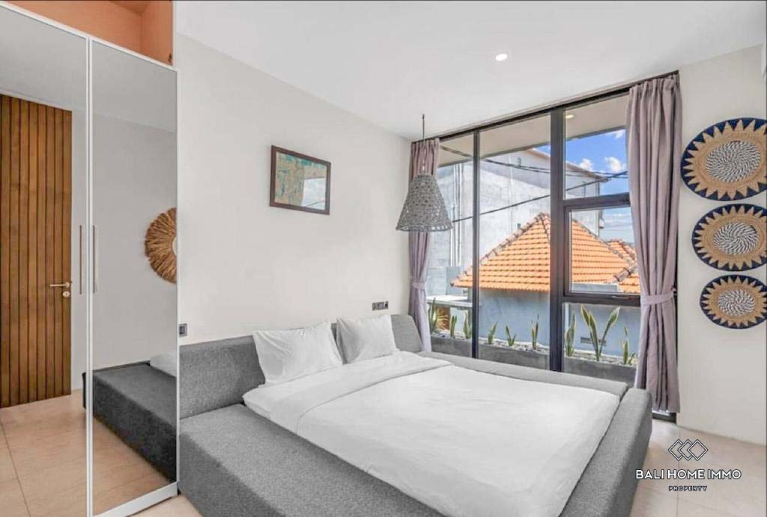 Beautiful 4 Bedrooms villa inside a villa complex in Bali, Canggu, Batu Bolong view 9