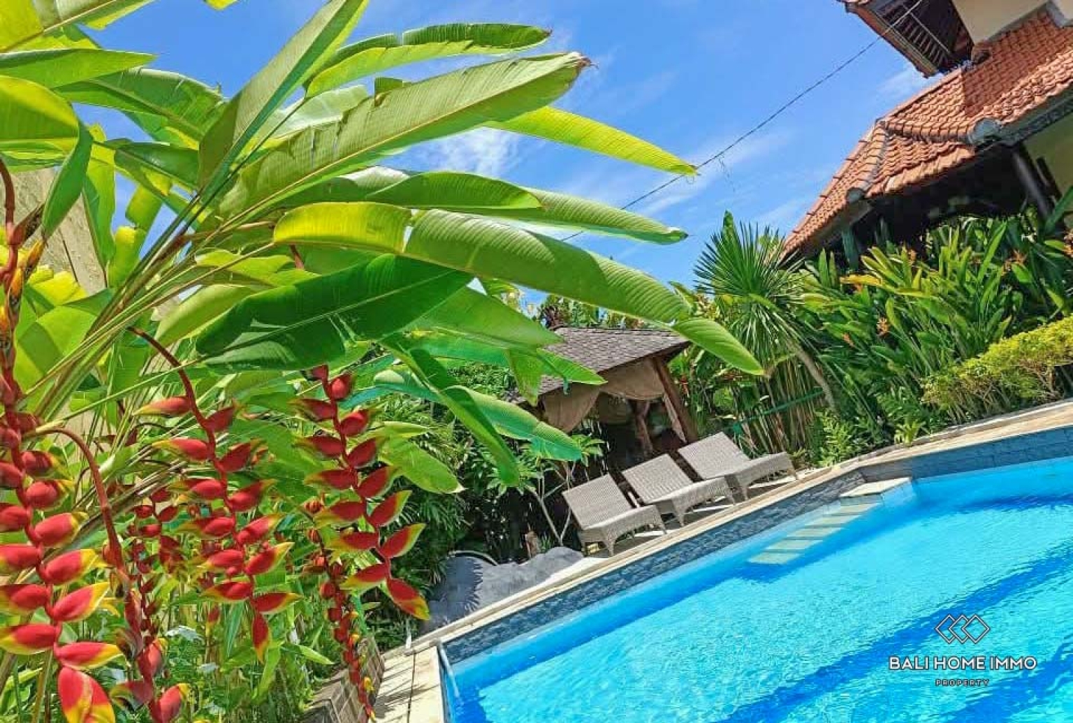 Beautiful 5 Bedroom family villa for sale in Bali, Batu Belig view 17
