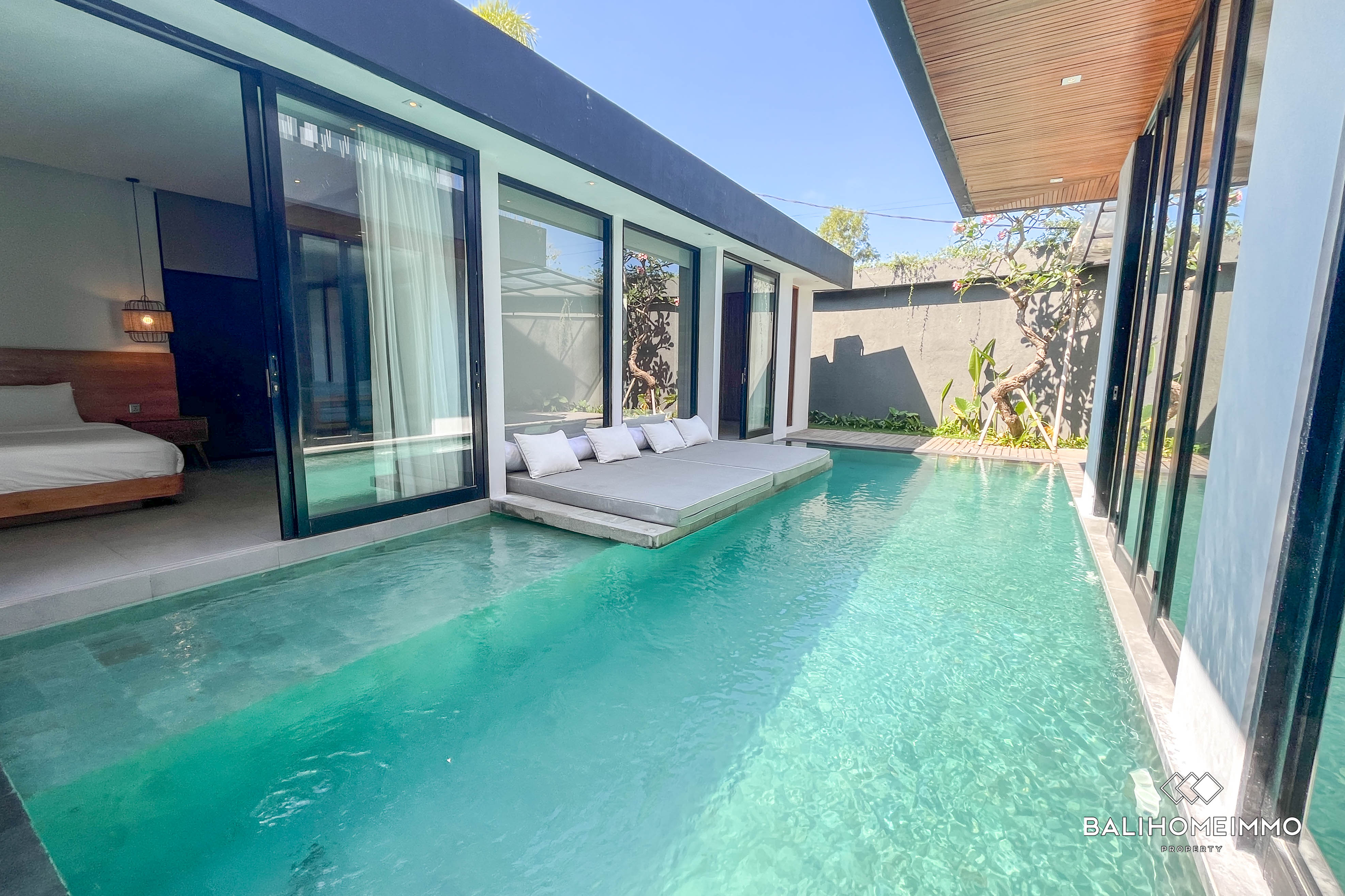 Villa - Rent - BEAUTIFUL 5 BEDROOMS VILLA FOR RENT IN ULUWATU NEAR ...