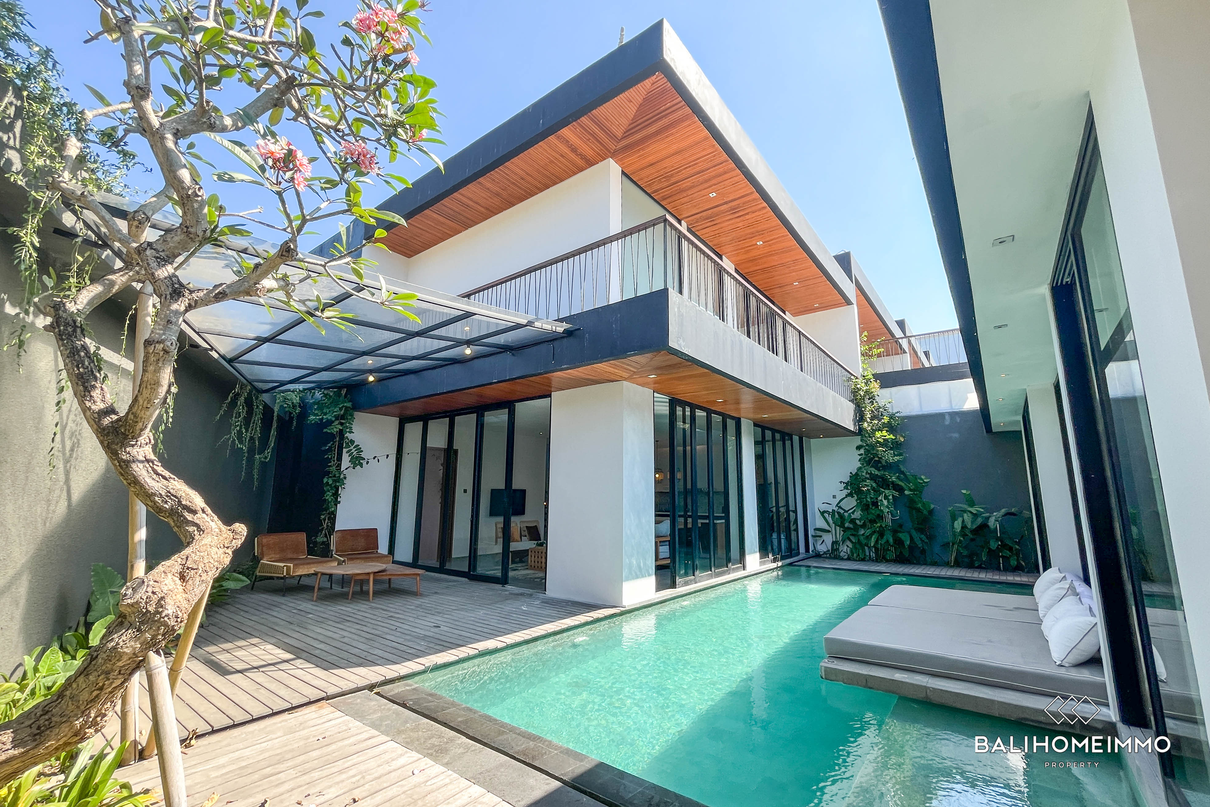 Villa - Rent - BEAUTIFUL 5 BEDROOMS VILLA FOR RENT IN ULUWATU NEAR ...