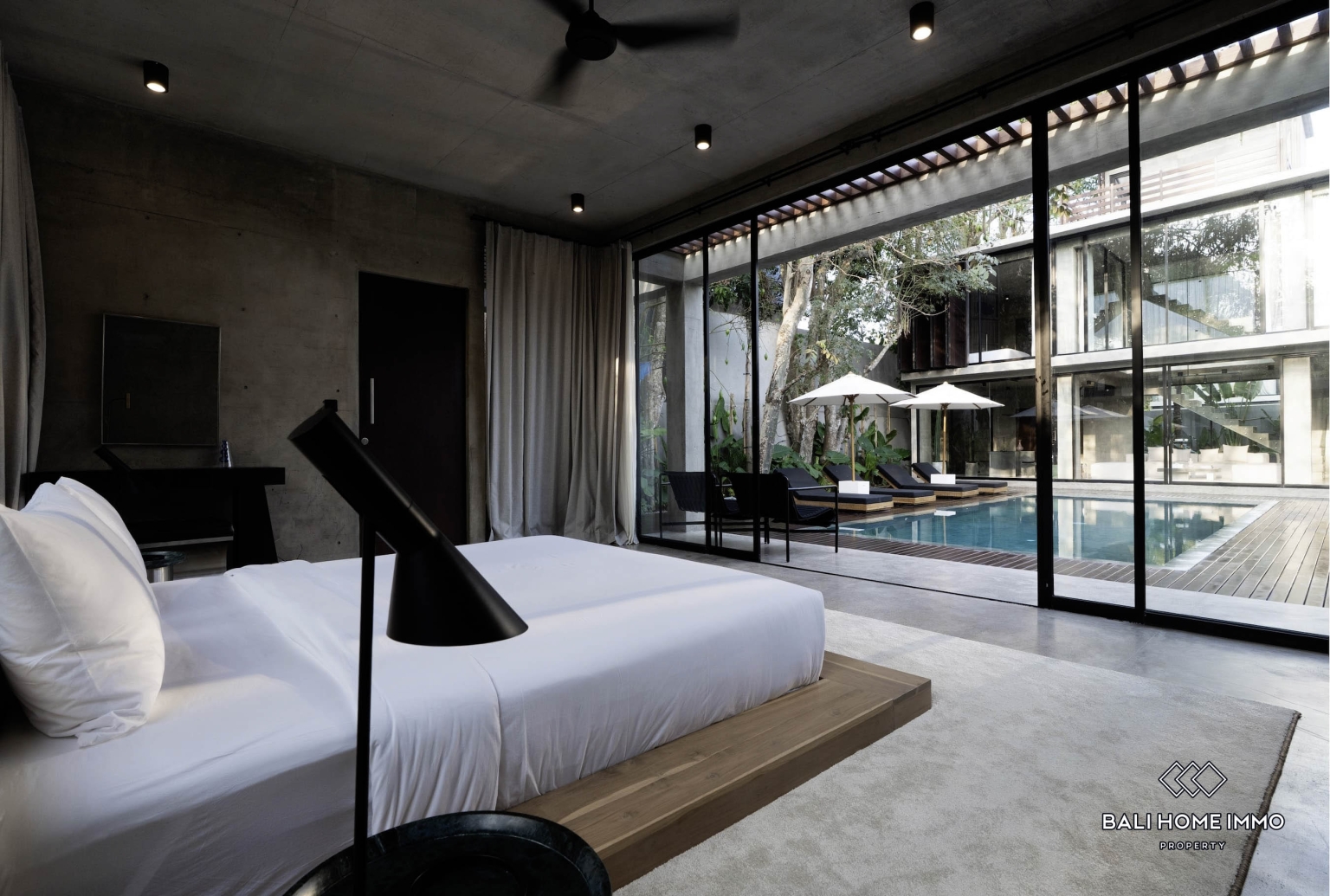 BEAUTIFUL 5 BEDROOMS VILLA FOR YEARLY & MONTHLY RENTAL IN ULUWATU - NYANG NYANG view 10