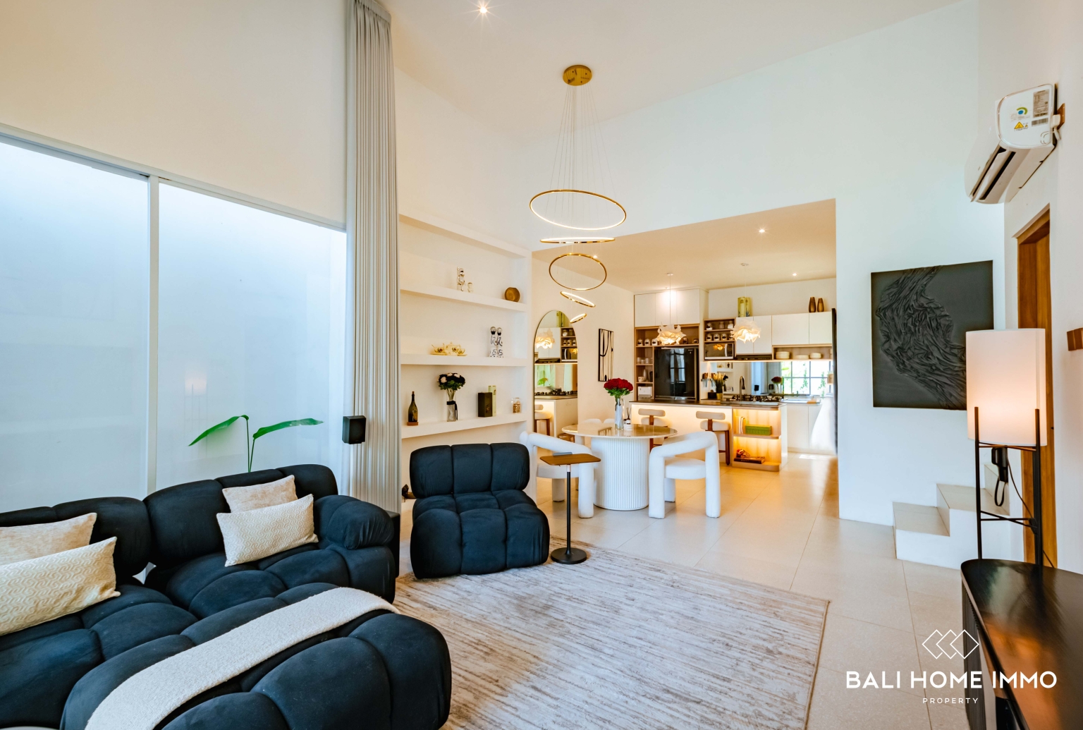 BEAUTIFUL 6 BEDROOMS VILLA FOR SALE IN BALI - UNGASAN view 7