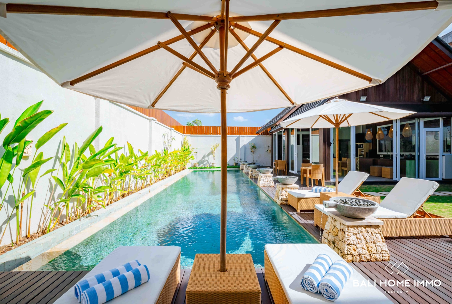 BEAUTIFUL 7 BEDROOM FAMILY VILLA FOR SALE FREEHOLD NEAR KARMA BEACH view 24