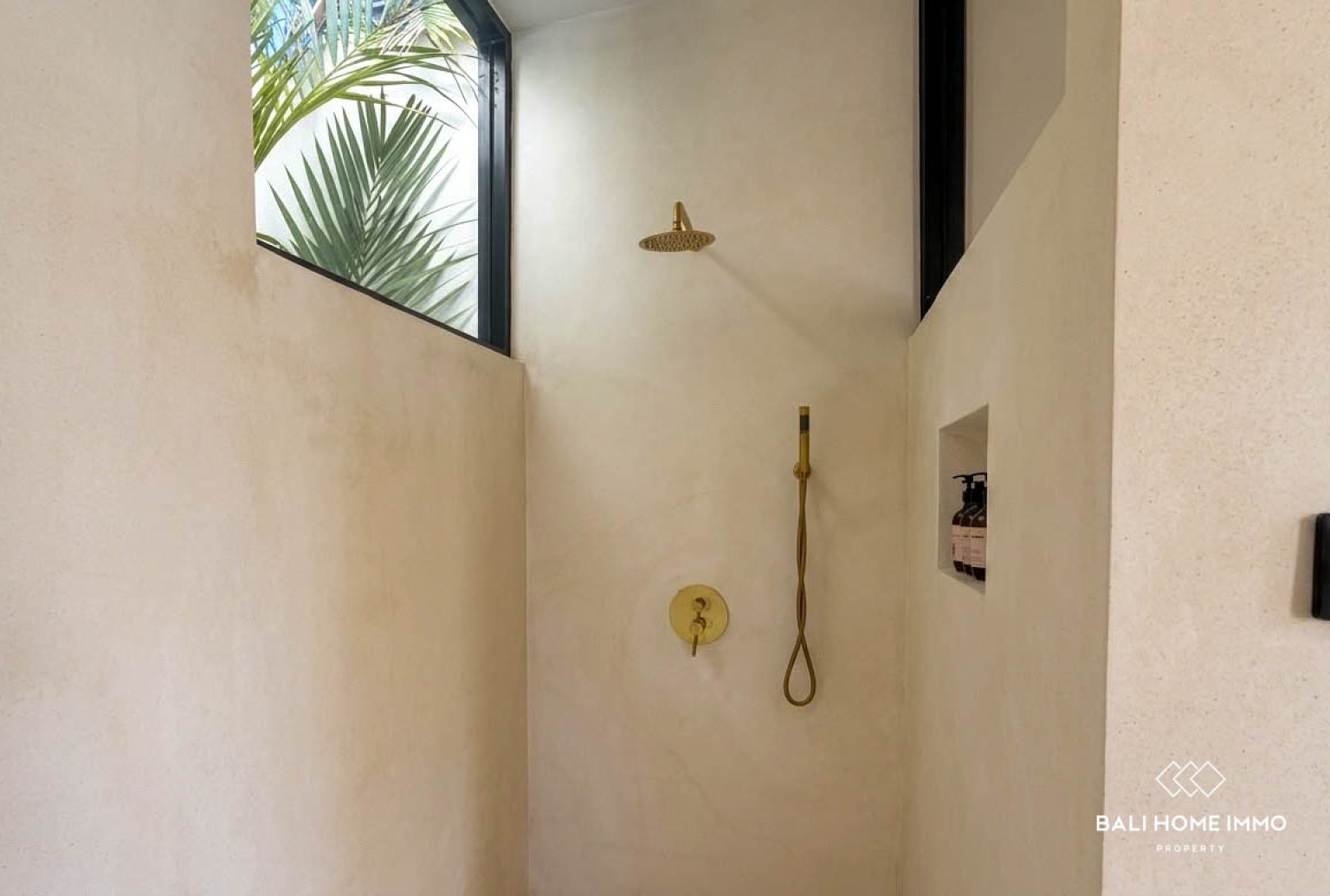 Beautiful Modern 3 bedroom Villa for sale and rent in Kaba Kaba view 15