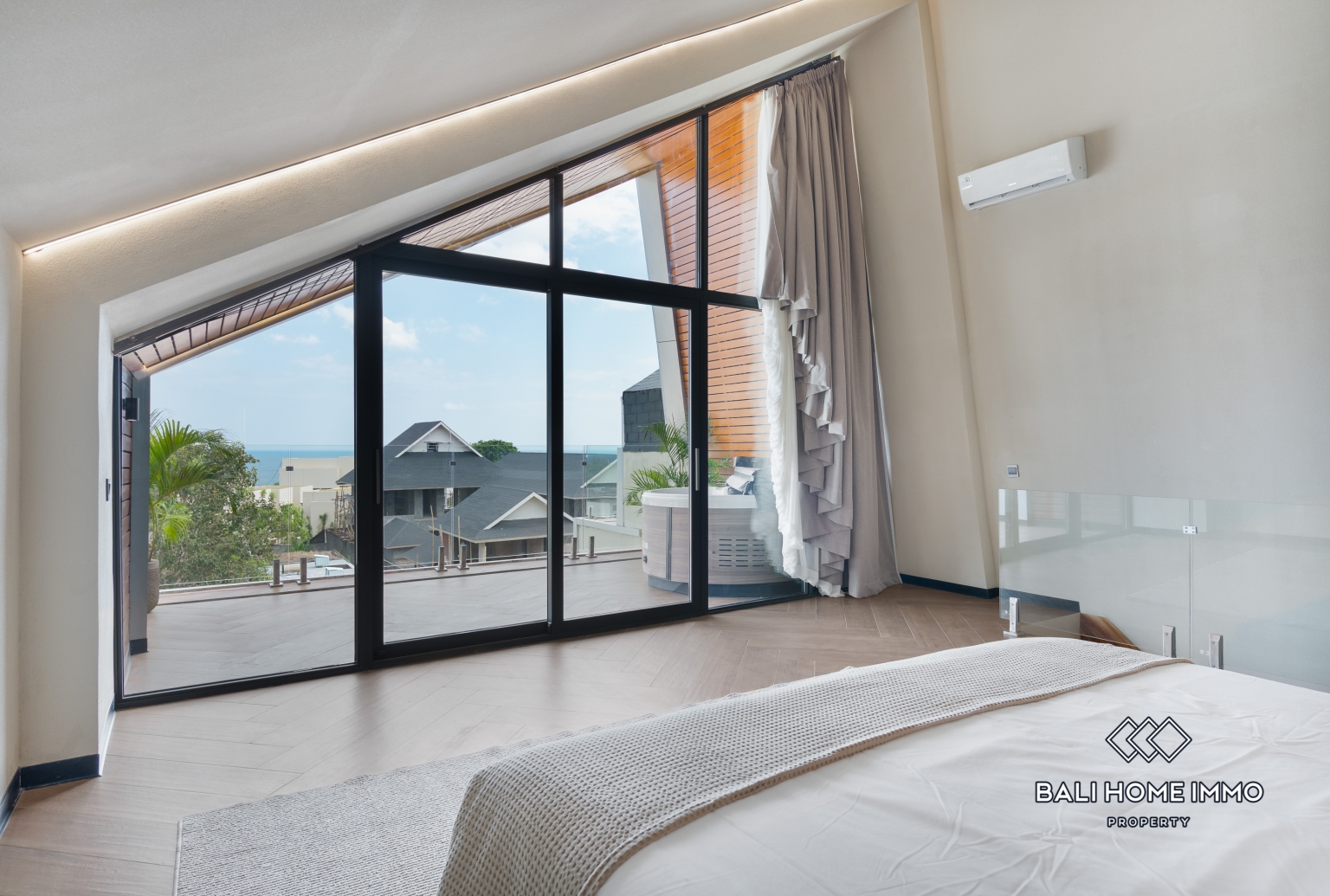 Beautiful Ocean View 3 Bedroom Villa for Sale Leasehold in Balangan view 16