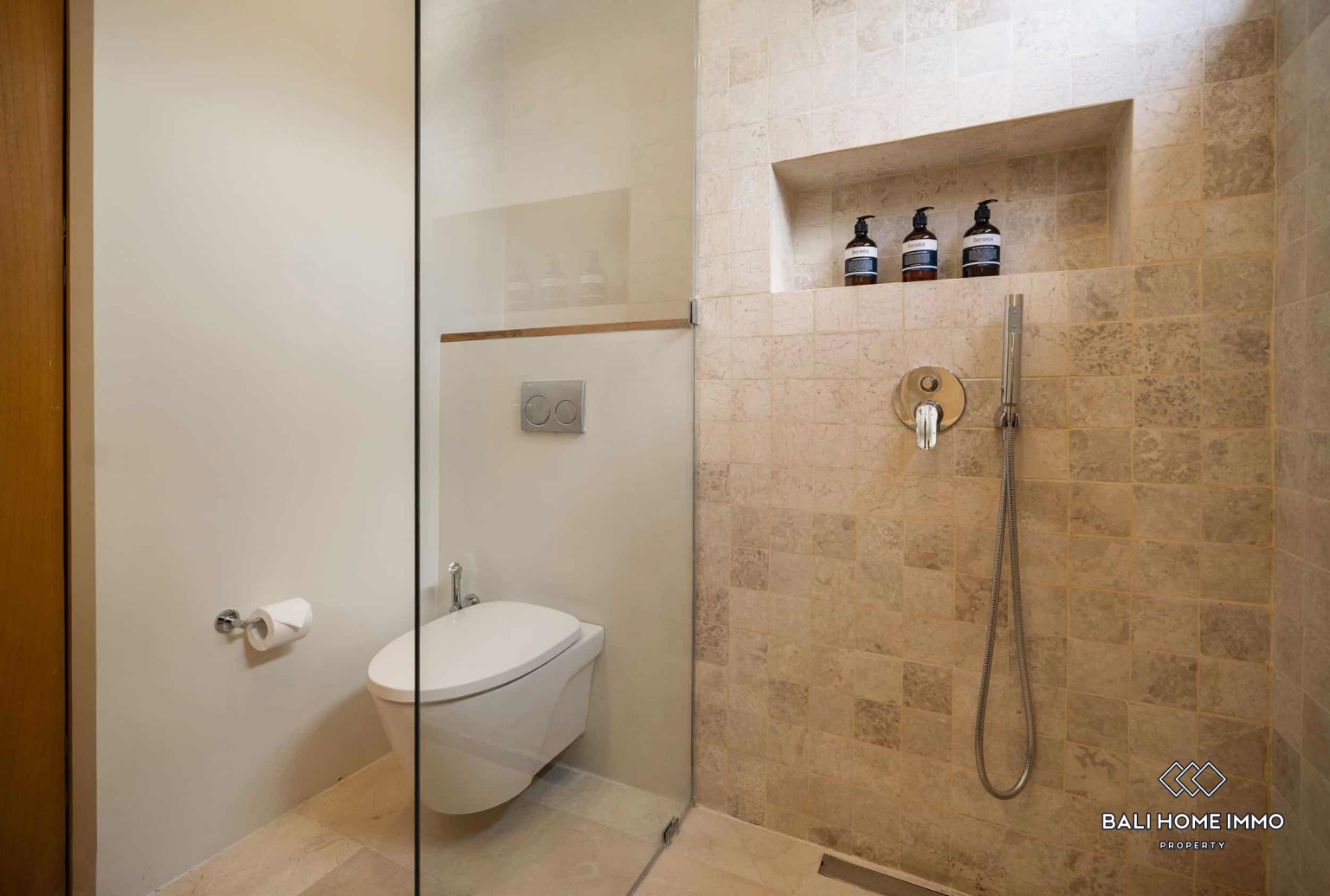 BEAUTIFUL OCEAN VIEW 3 BEDROOMS VILLA FOR MONTHLY RENTAL IN ULUWATU – BINGIN view 15