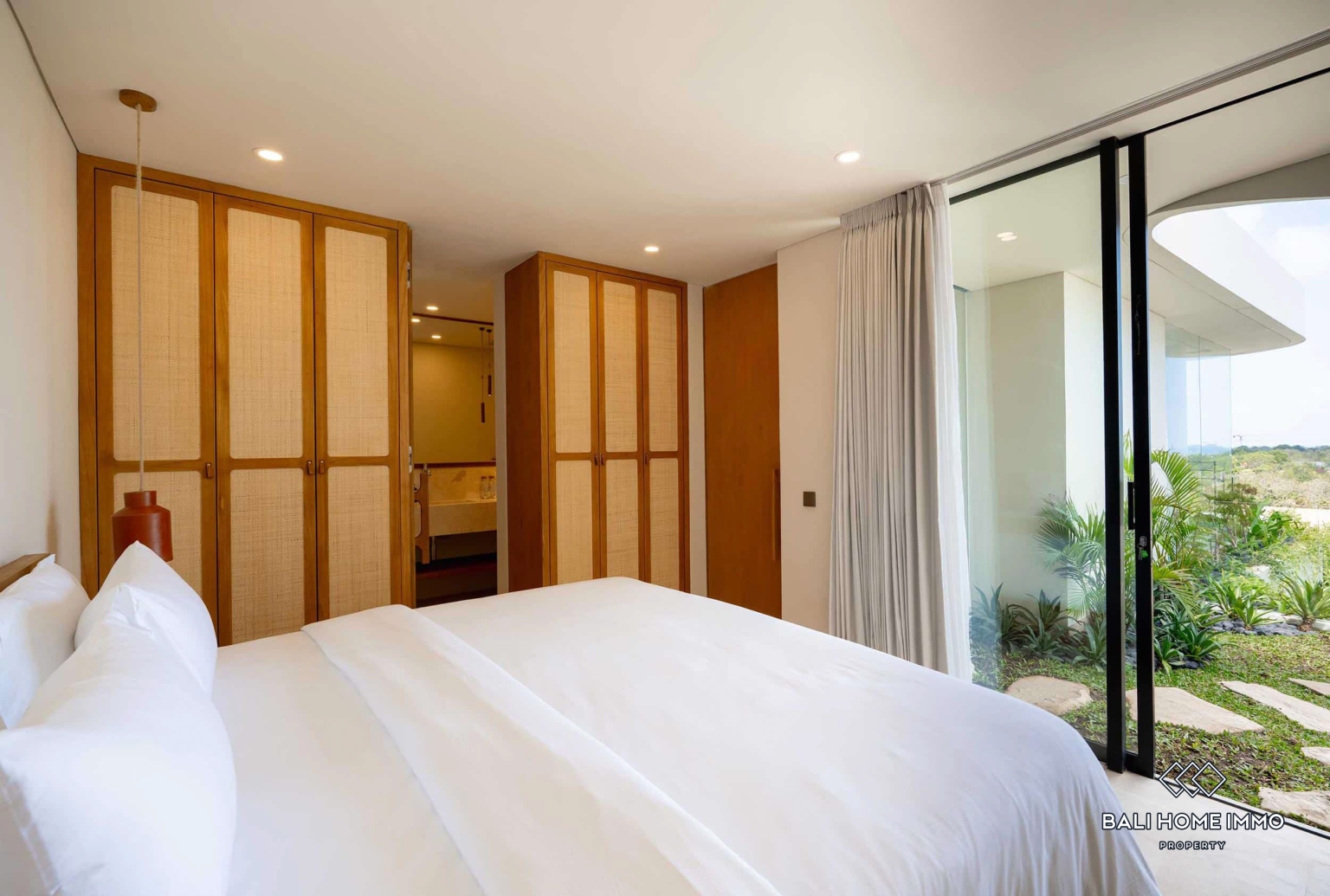 BEAUTIFUL OCEAN VIEW 3 BEDROOMS VILLA FOR MONTHLY RENTAL IN ULUWATU – BINGIN view 12