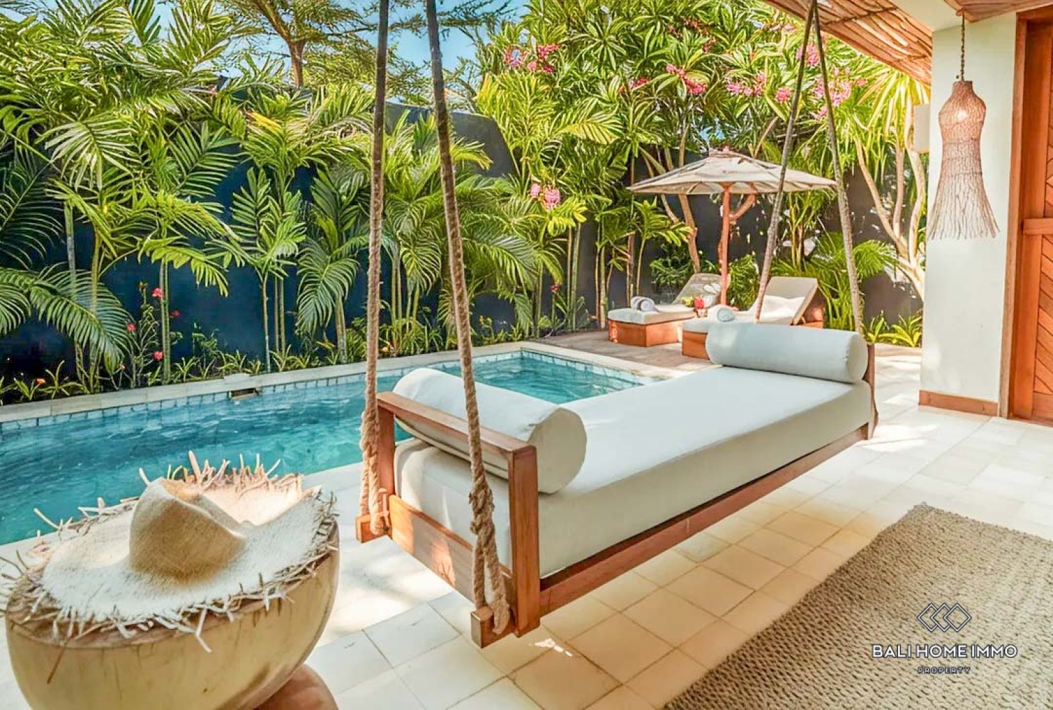 Beautiful one bedrooms private villa for sale in Gili Trawangan view 14