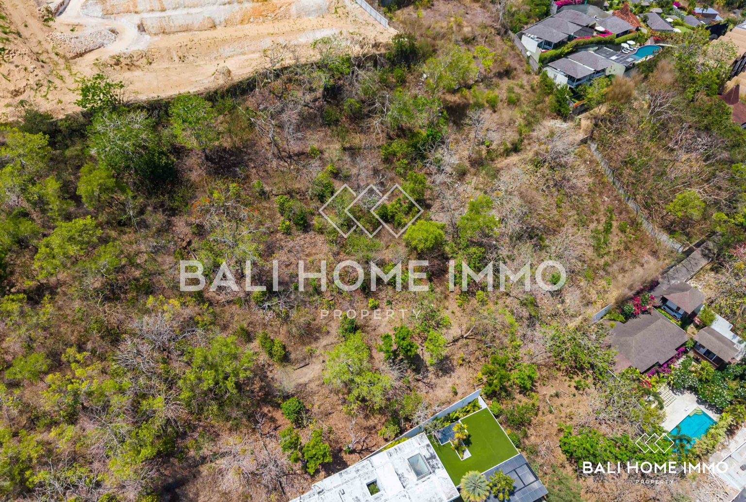 Big Plot Touristic Land for Sale Freehold with Stunning Ocean View in Bingin view 3