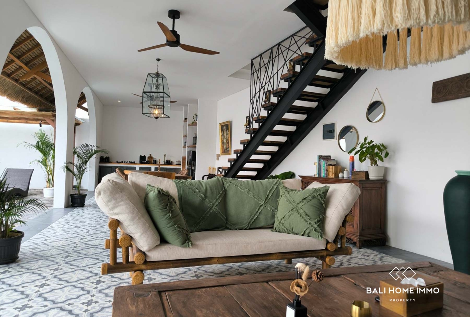 Bohemian Style 2 Bedroom Villa for Sale and Rental in Seminyak Bali view 8