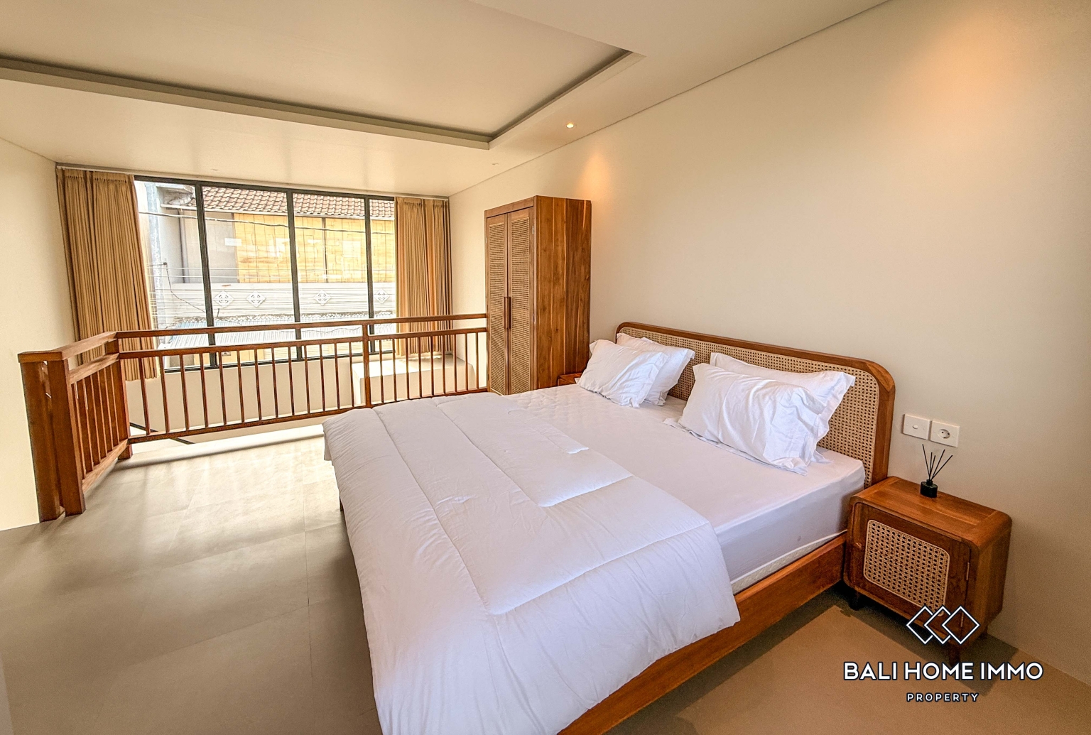 Brand New 1 Bedroom Villa For Rent in Seseh Residential Side view 7