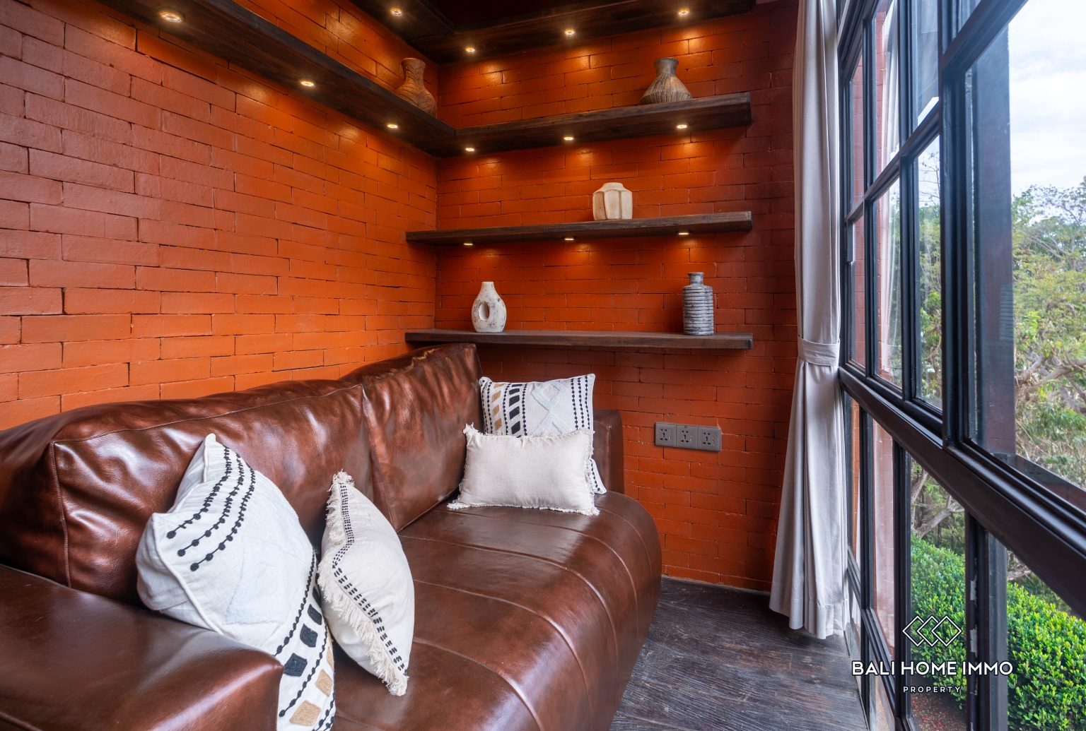 VILLA BARU DENGAN 1 KAMAR TIDUR DIJUAL DI BINGIN - TEMPAT PERISTIRAHAT YANG TENANG DAN BERKESAN SENI view 12