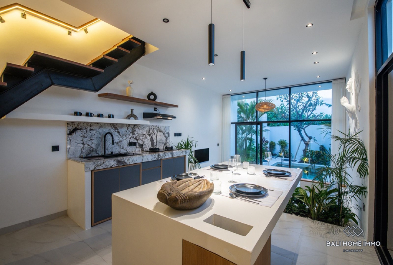 Villa 1 Kamar Baru untuk Dijual di Pererenan Bali view 7
