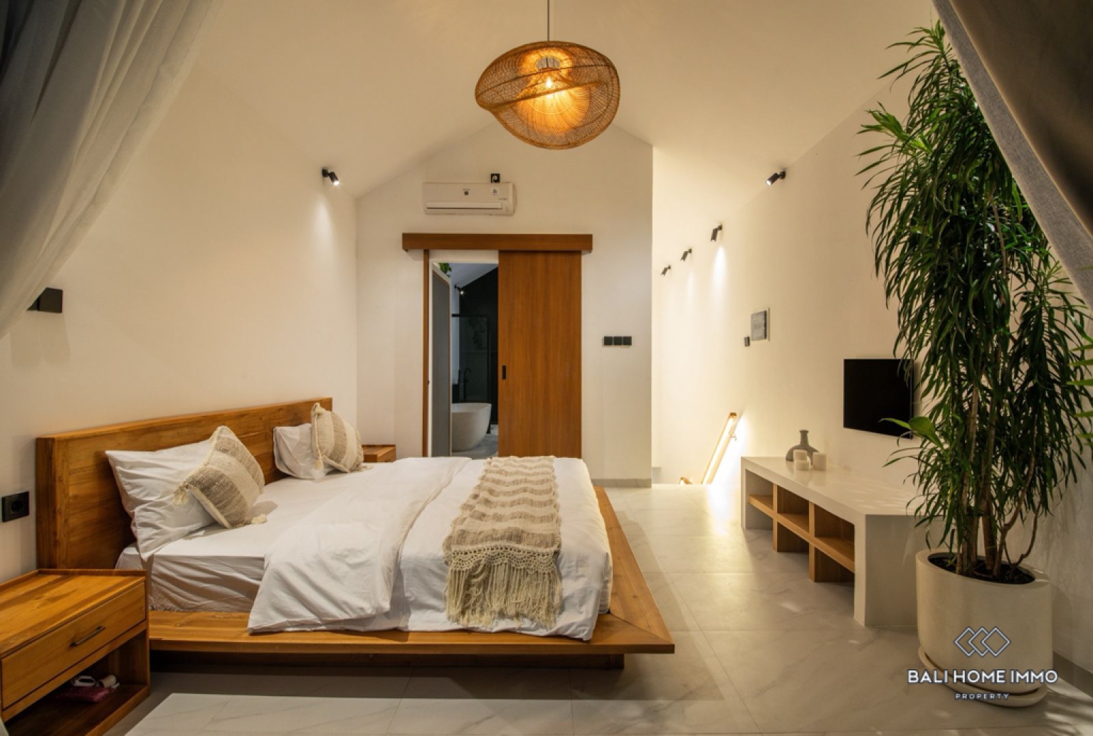 Villa 1 Kamar Baru untuk Dijual di Pererenan Bali view 13