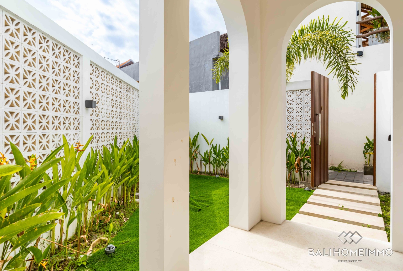 Brand new 1 Bedroom Villa for Sale Leasehold in Bali Canggu Babakan view 21