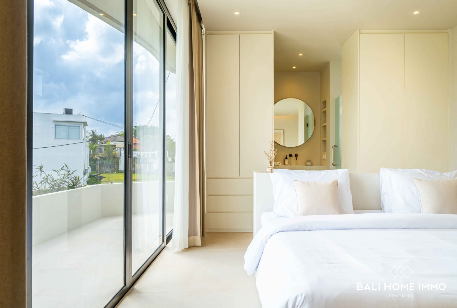 Brand new 1 Bedroom Villa for Sale Leasehold in Bali Pererenan Tumbak Bayuh view 13